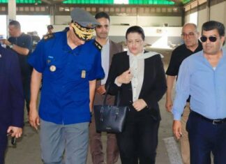 وزيرة المالية تؤدي زيارة إلى ميناء حلق الوادي