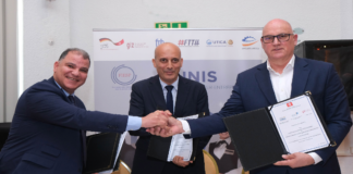 توقيع اتفاقيات مختلفة في قطاع صناعة البلاستيك وإطلاق دورة تدريبية قصيرة المدى