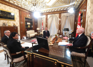 رئيس الجمهورية يدعو إلى ضرورة استعادة الدور الاجتماعي للدولة