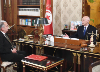 رئيس الدولة: ضرورة وضع حدّ لشبكات السمسرة والفساد في قطاع الرياضة