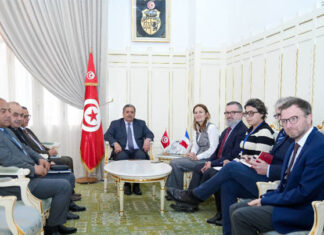 وزير التربية يستقبل سفيرة فرنسا بتونس