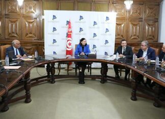 وزيرة التجهيز تدعو إلى تسريع مشاريع البنايات المدنية