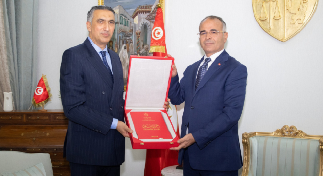 رئيس الحكومة يتسلّم التقرير السنوي التاسع والعشرين للهيئة العليا للرقابة الإداريّة والماليّة