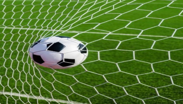 موضوع-تعبير-عن-كرة-القدم-e1701948552187_copy_630x360
