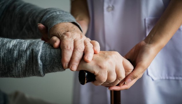 closeup-support-hands-2-1_copy_630x360