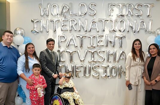 مستشفى ميدكير في الإمارات ينجح بعلاج أول مريض دولي باستخدام علاج ثوري متطور يُعطى عبر الحقن داخل السائل النخاعي