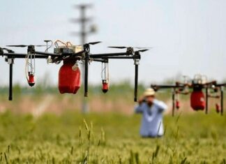 مشروع قانون المالية 2026: المصادقة على الترخيص للفلاحين باستعمال الطائرات المسيرة